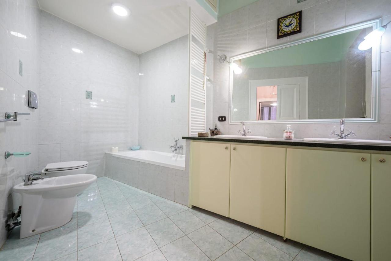 Casa Di Flo Apartment Napoli Ngoại thất bức ảnh